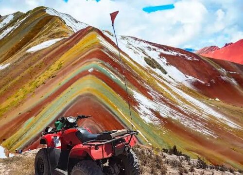 CUATRIMOTOS MONTAÑA DE COLORES